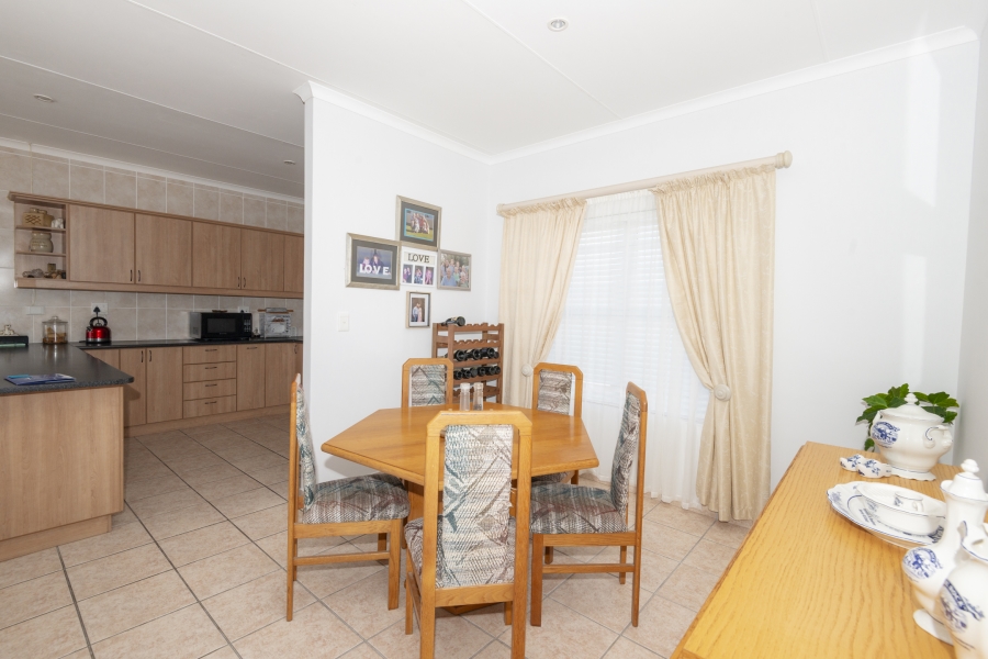 3 Bedroom Property for Sale in Country Club Western Cape